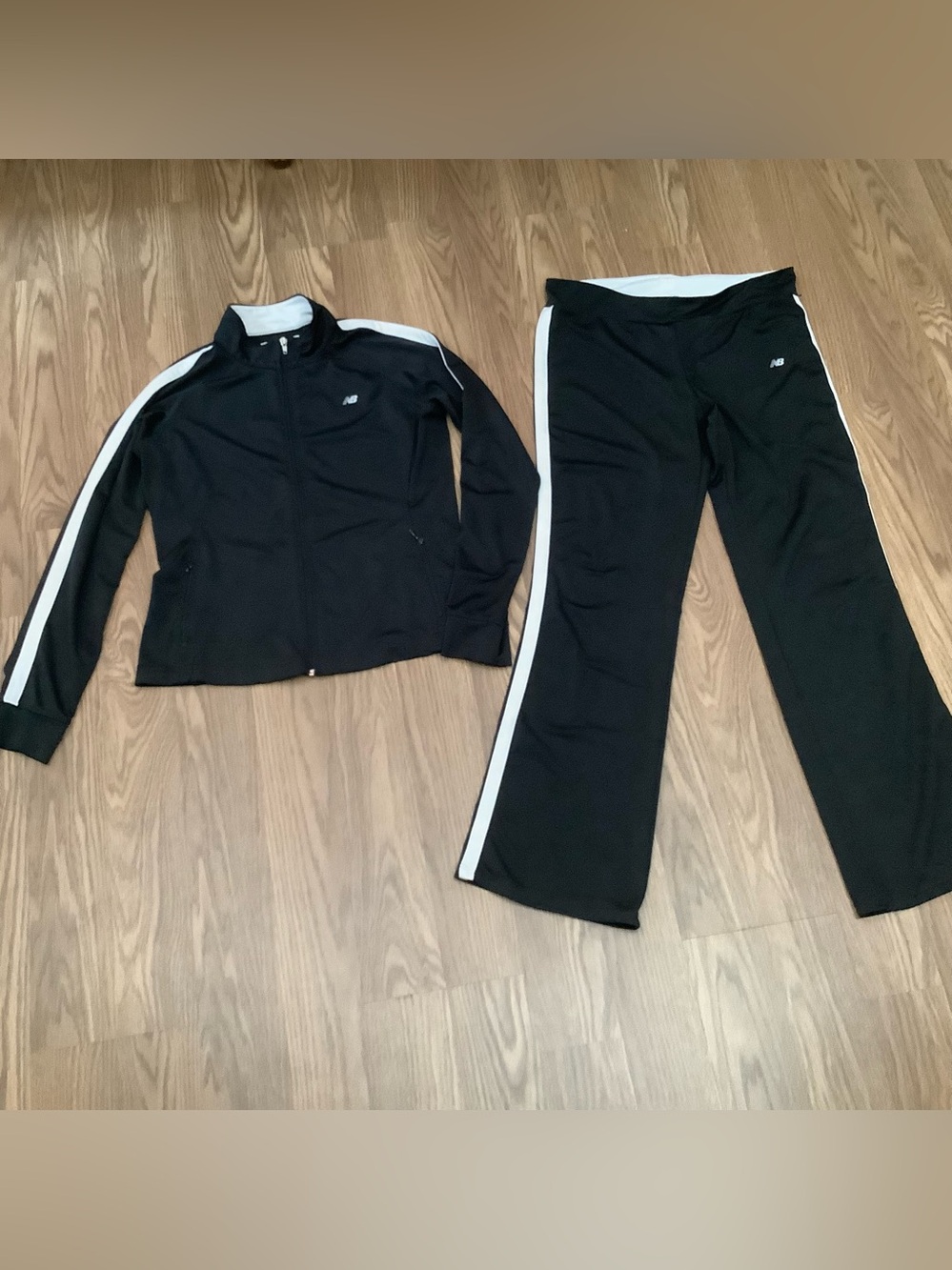 New Balance Track Suit Women's L Black White Stripe Jacket & Pants 2-Piece Set
